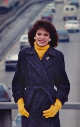 Roz Varon physical appearance